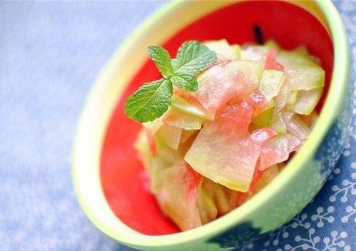 文安吃瓜視頻網(wǎng)紅照片,揭秘網(wǎng)絡(luò)紅人的真實(shí)生活